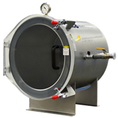 Vacuum degassing chambers